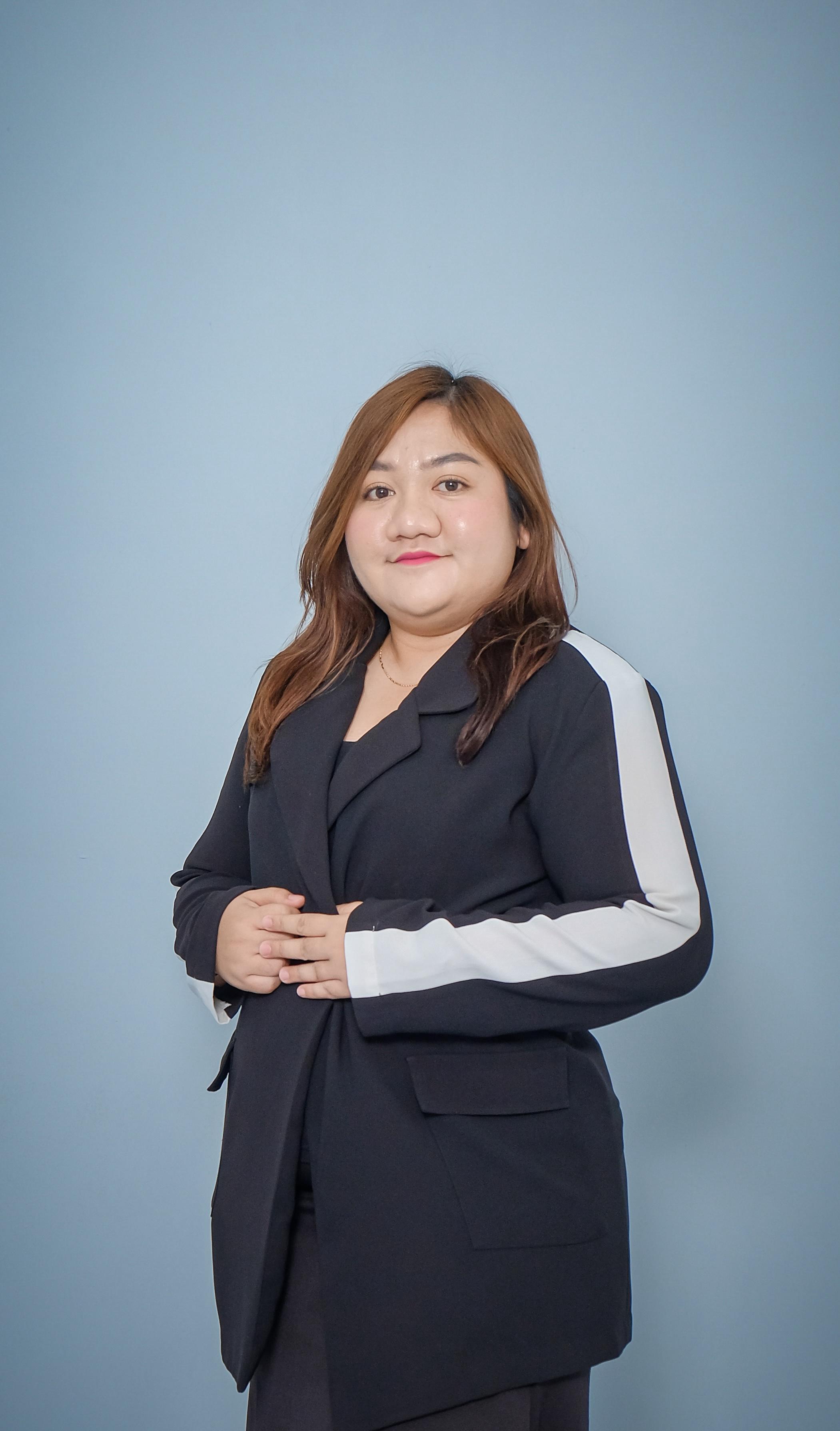 Adelina Sinaga, S.H. 